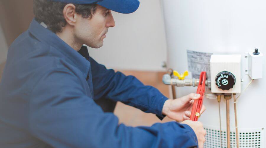 Professional Leak Detection Services in Holy Cross, IA